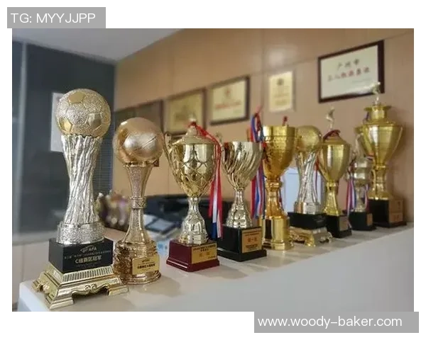 广州足球队的拼搏之路与邀请赛的荣耀时刻回顾